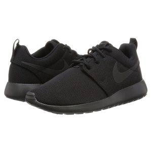 Nike Womens Roshe one Running Shoes 844994-002